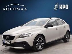 Ruskea Käytetty 2016 Volvo V40 CC Business Edition Farmari | 21 900 € (Perustarjous)
