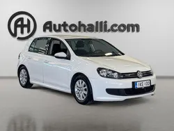 Käytetty 2011 VW Golf VI Comfortline Viistoperä | 4 490 € (Perustarjous)