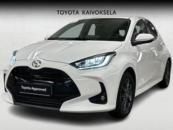 Valkoinen Käytetty 2024 Toyota Yaris Hybrid Plus Viistoperä | 24 490 € (Hyvä tarjous)