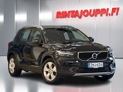 Käytetty 2018 Volvo XC40 Momentum Katumaasturi | 28 900 € (Perustarjous)