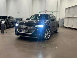 Käytetty 2021 Audi e-tron Katumaasturi | 32 990 € (Supertarjous)