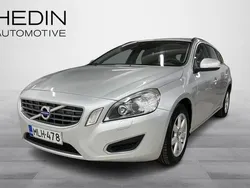 Harmaa Käytetty 2013 Volvo V60 Momentum Farmari | 12 900 € (Hyvä tarjous)