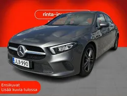Harmaa Käytetty 2018 Mercedes A200 Style Viistoperä | 22 900 € (Perustarjous)