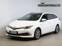 Valkoinen Käytetty 2017 Toyota Auris Touring Sports Premium Farmari | 16 500 € (Perustarjous)