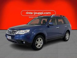 Sininen Käytetty 2012 Subaru Forester Katumaasturi | 10 690 € (Perustarjous)