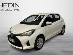 Valkoinen Käytetty 2015 Toyota Yaris Active Viistoperä | 10 890 € (Perustarjous)