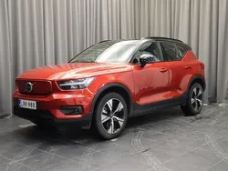 Met. punainen Käytetty 2022 Volvo XC40 Plus Katumaasturi | 32 900 € (Supertarjous)