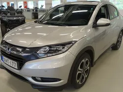 Käytetty 2016 Honda HR-V Executive Katumaasturi | 15 990 € (Perustarjous)