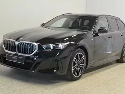 Saphir schwarz Uusi 2024 BMW i5 Comfort Edition Sedan | 79 700 €