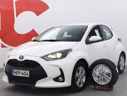 040 pure white Käytetty 2024 Toyota Yaris Edition Viistoperä | 23 290 € (Hieman kallis)