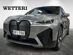 Harmaa Käytetty 2022 BMW iX Comfort Edition Katumaasturi | 52 880 € (Perustarjous)