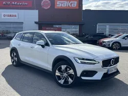 Volvo V60 CC