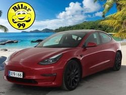 Käytetty 2022 Tesla Model 3 Performance Sedan | 36 900 € (Hieman kallis)