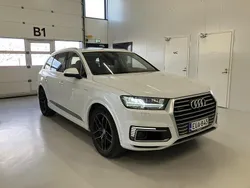 Käytetty 2018 Audi Q7 Business Katumaasturi | 29 900 € (Supertarjous)