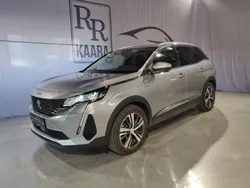 Harmaa Käytetty 2021 Peugeot 3008 Allure Katumaasturi | 24 900 € (Perustarjous)