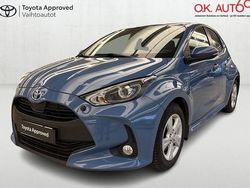 Sininen Käytetty 2021 Toyota Yaris Hybrid Active Viistoperä | 17 900 € (Perustarjous)