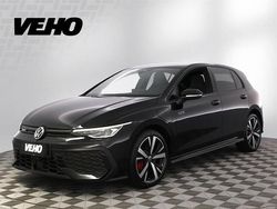 Musta Käytetty 2025 VW Golf VIII GTE Viistoperä | 40 900 €