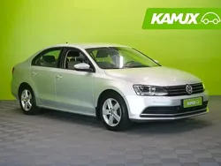 Hopea / harmaa Käytetty 2015 VW Jetta Comfortline Sedan | 9 780 € (Perustarjous)