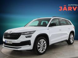 Valkoinen Käytetty 2022 Skoda Kodiaq SportLine Katumaasturi | 42 900 € (Hieman kallis)