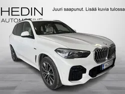 Valkoinen Käytetty 2022 BMW X5 M Sport Katumaasturi | 63 900 € (Kallis)