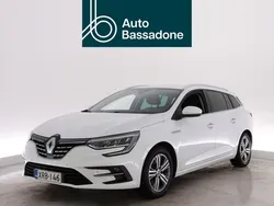 Valkoinen Käytetty 2022 Renault Mégane IV Intens Farmari | 18 880 €