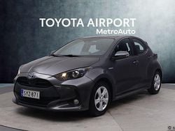 Met. harmaa Käytetty 2021 Toyota Yaris Active Viistoperä | 17 490 € (Perustarjous)