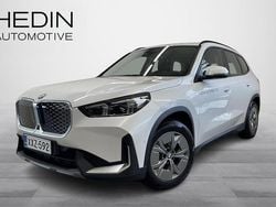 Valkoinen Käytetty 2025 BMW iX1 Katumaasturi | 48 900 € (Hyvä tarjous)