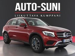 Punainen Käytetty 2017 Mercedes GLC350 Business Katumaasturi | 24 780 € (Perustarjous)