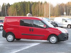 Punainen Käytetty 2017 Opel Combo Van | 8 400 € (Perustarjous)