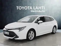 Valkoinen Käytetty 2022 Toyota Corolla Edition Farmari | 24 480 € (Perustarjous)