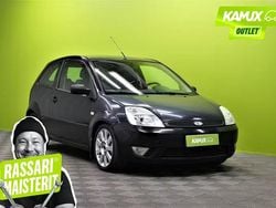 Sininen Käytetty 2004 Ford Fiesta Viistoperä | 1 300 €
