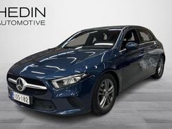 Sininen Käytetty 2020 Mercedes A180 Business Viistoperä | 21 490 € (Hyvä tarjous)