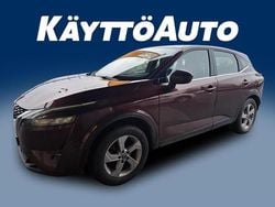 Met. punainen Käytetty 2022 Nissan Qashqai Acenta Katumaasturi | 25 900 € (Perustarjous)