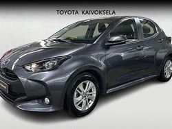 Harmaa Käytetty 2024 Toyota Yaris Active Viistoperä | 20 990 € (Perustarjous)
