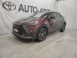 Violetti Käytetty 2024 Toyota C-HR Edition Katumaasturi | 36 900 €