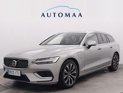 Harmaa Käytetty 2025 Volvo V60 Performance Farmari | 53 900 €