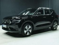 Utilisé 2023 Volvo XC40 Core SUV | 34 800 € (Prix juste)