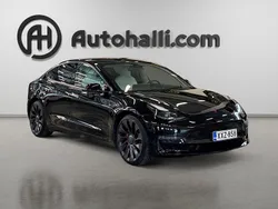 Käytetty 2021 Tesla Model 3 Performance Sedan | 33 990 € (Hieman kallis)