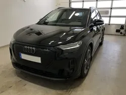 Käytetty 2023 Audi Q4 e-tron S-Line Katumaasturi | 43 900 € (Perustarjous)