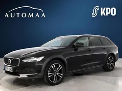Musta Käytetty 2021 Volvo V90 CC Business Edition Farmari | 44 780 € (Hieman kallis)