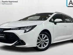 Valkoinen Käytetty 2024 Toyota Corolla Active Farmari | 29 190 € (Perustarjous)