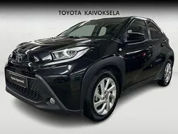 Musta Käytetty 2024 Toyota Aygo Multidrive S Viistoperä | 17 990 € (Perustarjous)