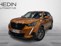 Oranssi Käytetty 2021 Peugeot 2008 Active Katumaasturi | 16 850 € (Perustarjous)