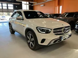 Käytetty 2020 Mercedes GLC300e Business Farmari | 39 490 € (Perustarjous)