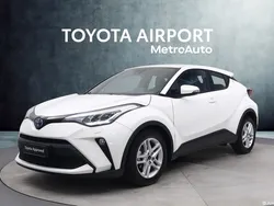 Valkoinen Käytetty 2024 Toyota C-HR Active Katumaasturi | 29 190 € (Perustarjous)