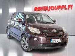 Violetti Käytetty 2010 Toyota Urban Cruiser Plus Katumaasturi | 6 400 €