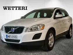 Valkoinen Käytetty 2011 Volvo XC60 Momentum Katumaasturi | 18 900 € (Hyvä tarjous)