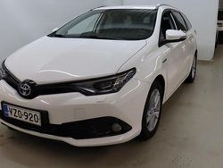 Käytetty 2017 Toyota Auris Touring Sports Business Edition Farmari | 12 900 € (Perustarjous)