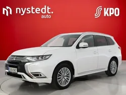 Käytetty 2019 Mitsubishi Outlander P-HEV Invite+ Katumaasturi | 19 800 € (Perustarjous)