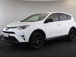 Valkoinen Käytetty 2018 Toyota RAV4 Hybrid Active Katumaasturi | 28 900 € (Hyvä tarjous)